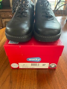 Wolky Black Leather Lace-Up Platform Oxfords